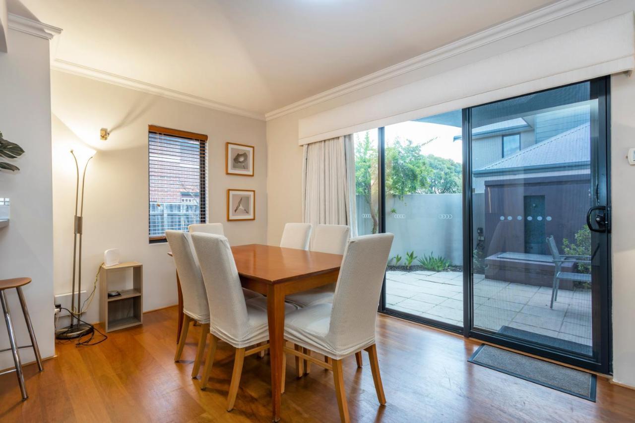 퍼스 Coode Street Townhouse - Executive Escapes 빌라 외부 사진